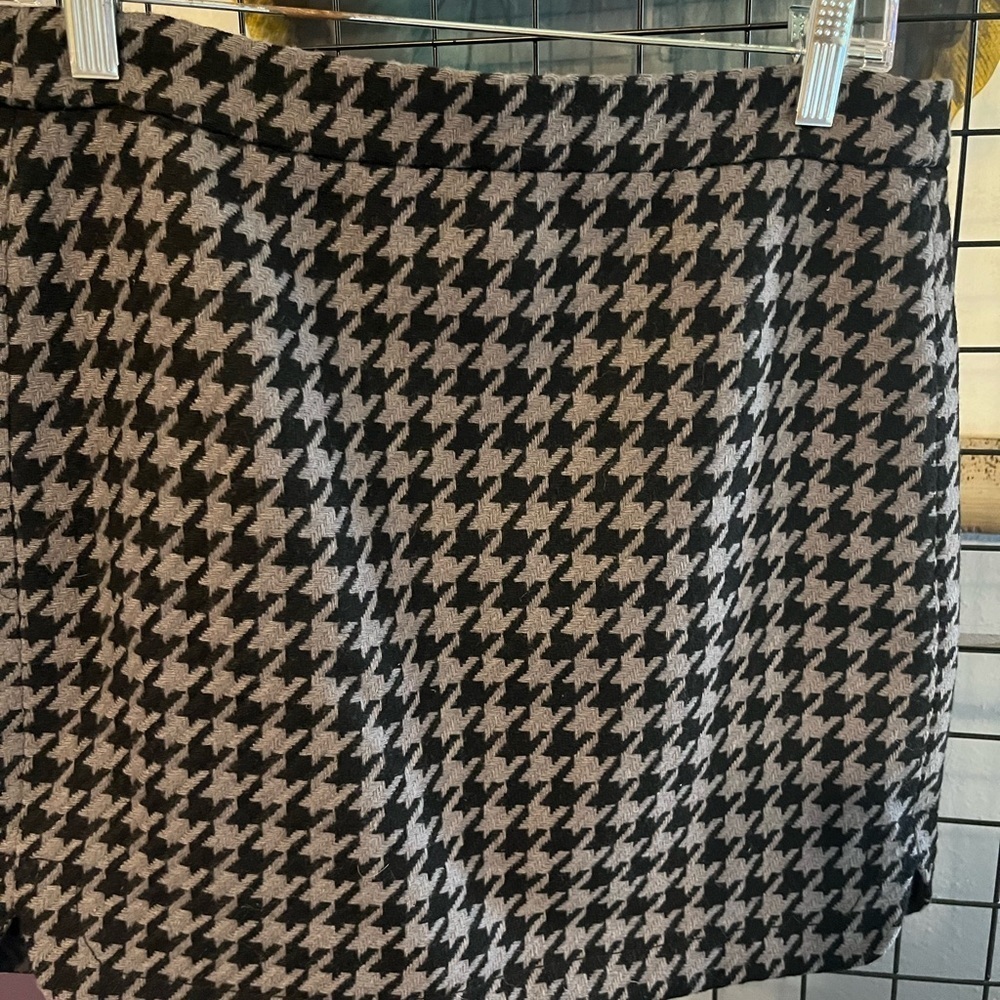 J. Crew Black and Gray Houndstooth Mini Skirt
